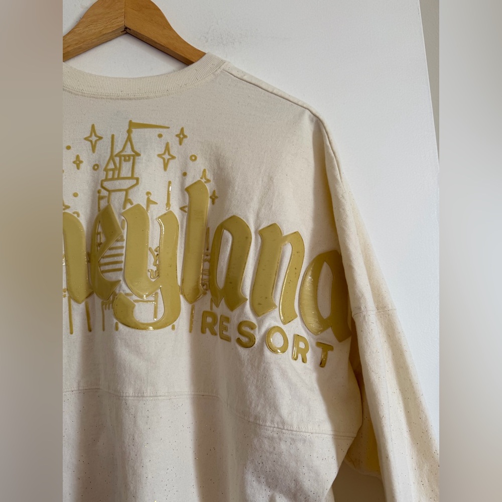Disneyland Ivory Gold Castle Spirit Jersey size Large AS IS - Picture 4 of 7